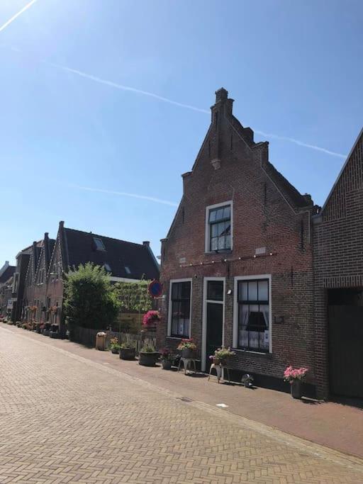De Scheve Deur Villa Vollenhove Exterior foto
